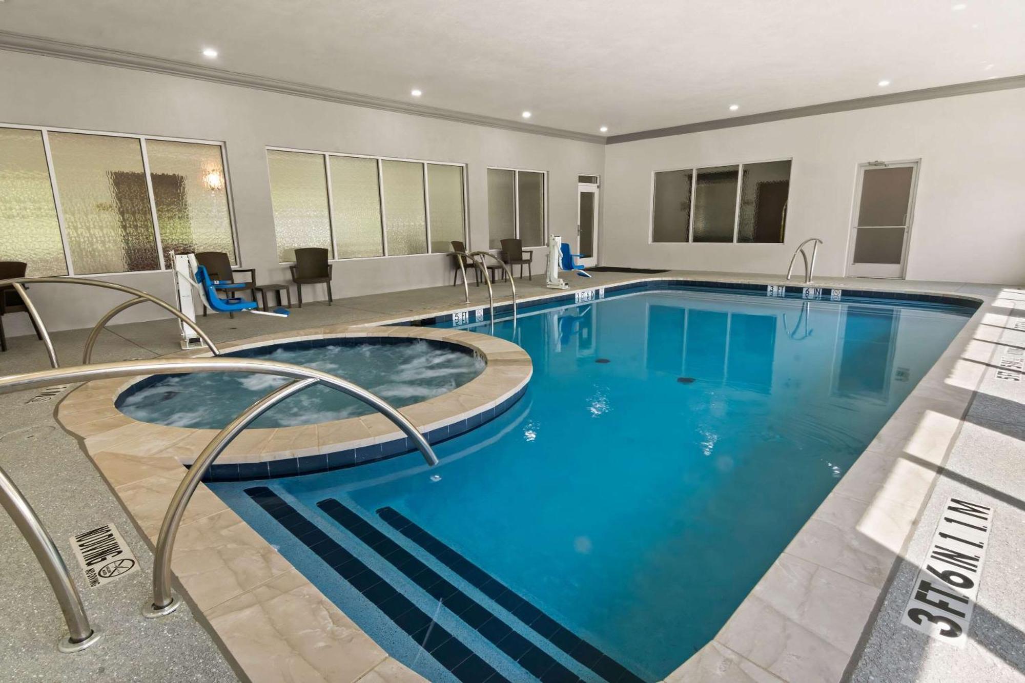 Comfort Suites Granbury Eksteriør billede