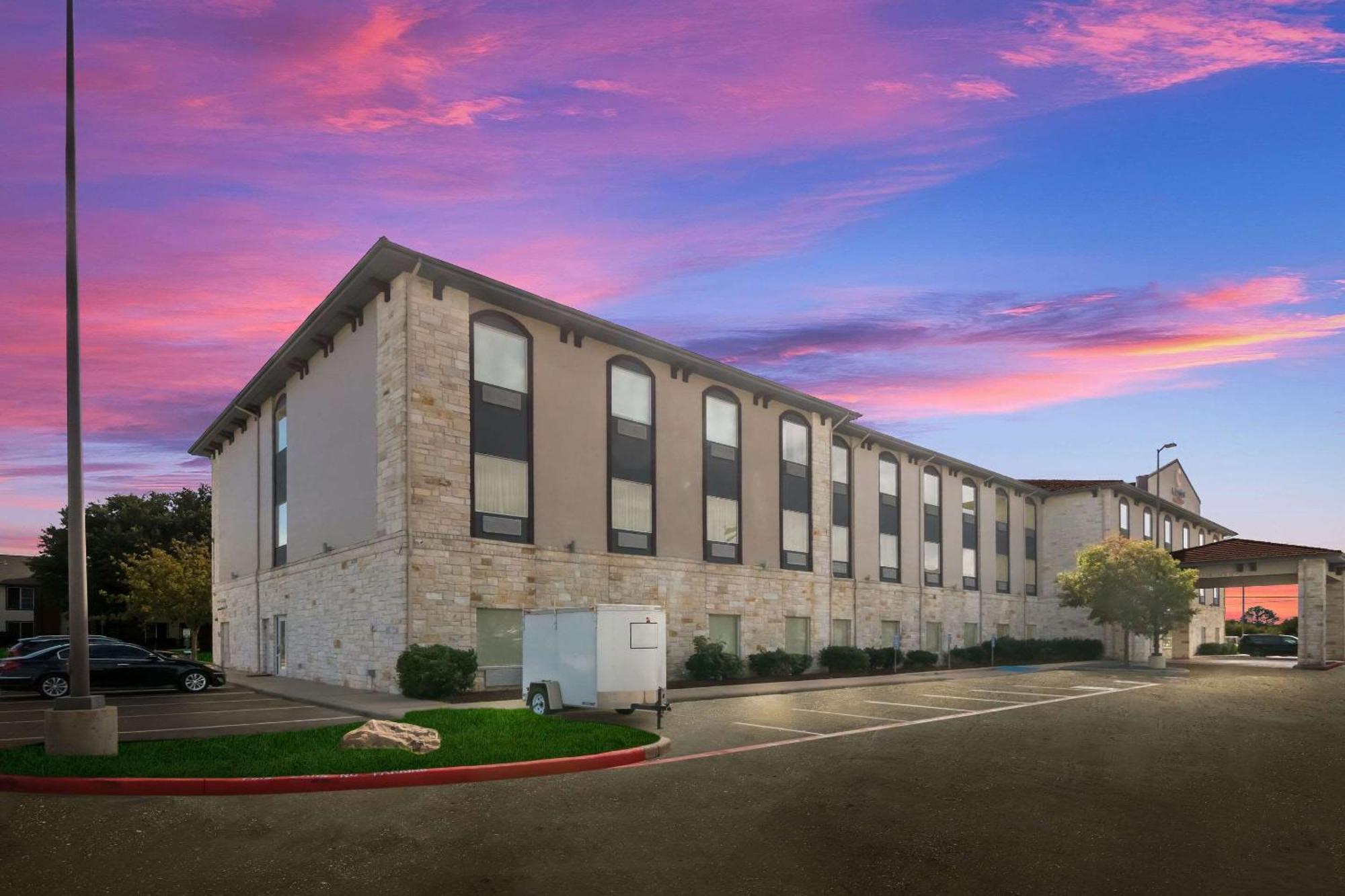 Comfort Suites Granbury Eksteriør billede